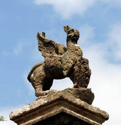 Gryphon on Grenvile monument