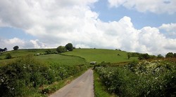 Freezing Hill from minor road in valley (NGR: 371863,170762)