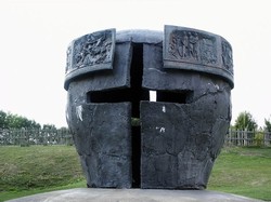 The battle monument by Enzo Plazzotta, presented to the town of Lewes in 1964 by their MP Sir Tufton Beamish.