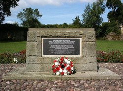 De Montfort memorial in Abbey Park, Evesham