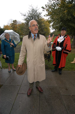 Professor Richard Holmes speaking at the Turnham Green opening ceremony