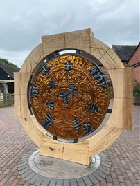 Piecing the Past sculpture Bosworth Battlefield Heritage Centre (Photo: Leicestershire Promotions Ltd)