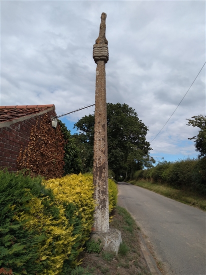 The Toll Cross near the battlefield